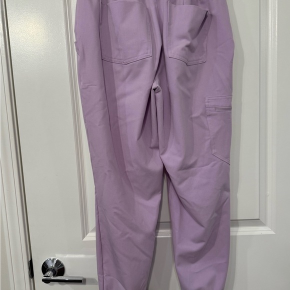 Figs Light Purple Scrub Set - Picture 3 of 5